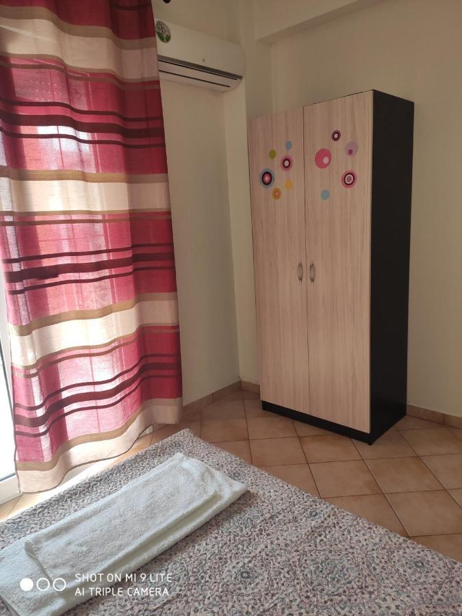 Kelesi Apartments Nea Kallikrateia 外观 照片