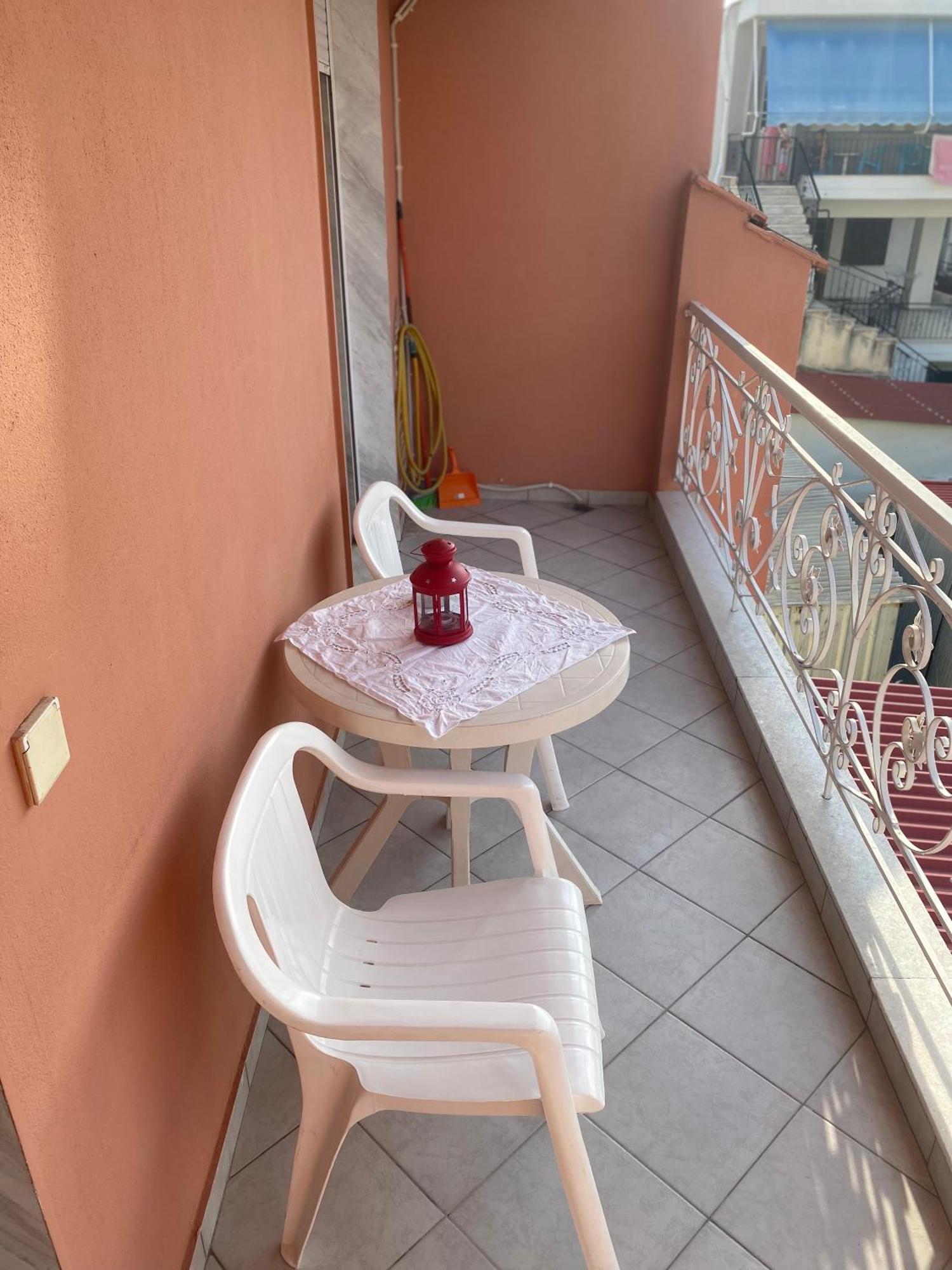 Kelesi Apartments Nea Kallikrateia 外观 照片